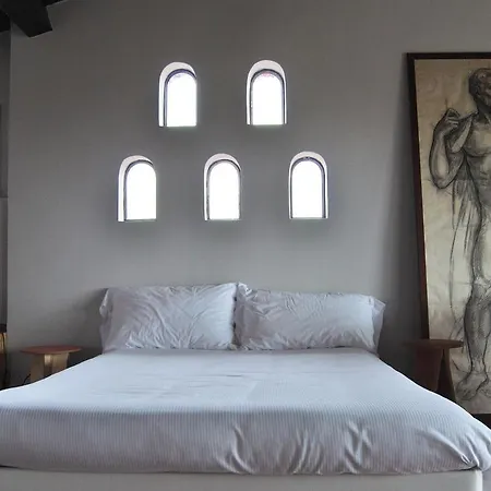 Palazzo Valmarana Braga Apartment