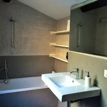 Palazzo Valmarana Braga Apartment *