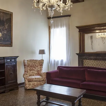Apartment Palazzo Valmarana Braga