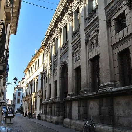 Palazzo Valmarana Braga