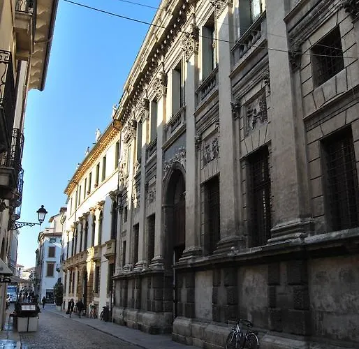 Palazzo Valmarana Braga